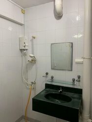 Blk 220 Jurong East Street 21 (Jurong East), HDB 5 Rooms #575839531